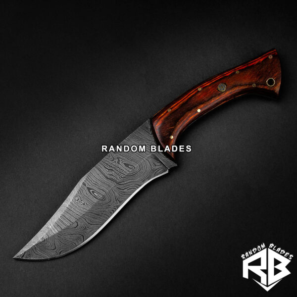 Damascus steel hunting bowie knife