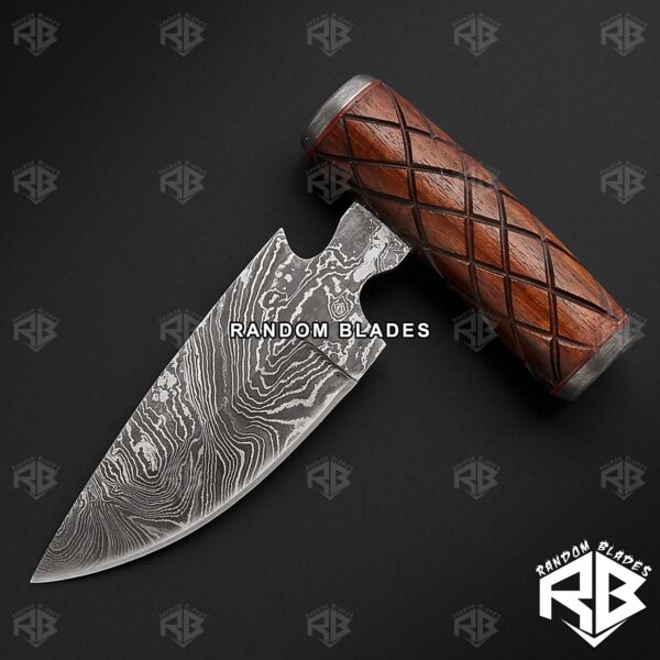 Best Push Dagger Knife – Damascus Steel Tactical Dagger Knife – Random Blades